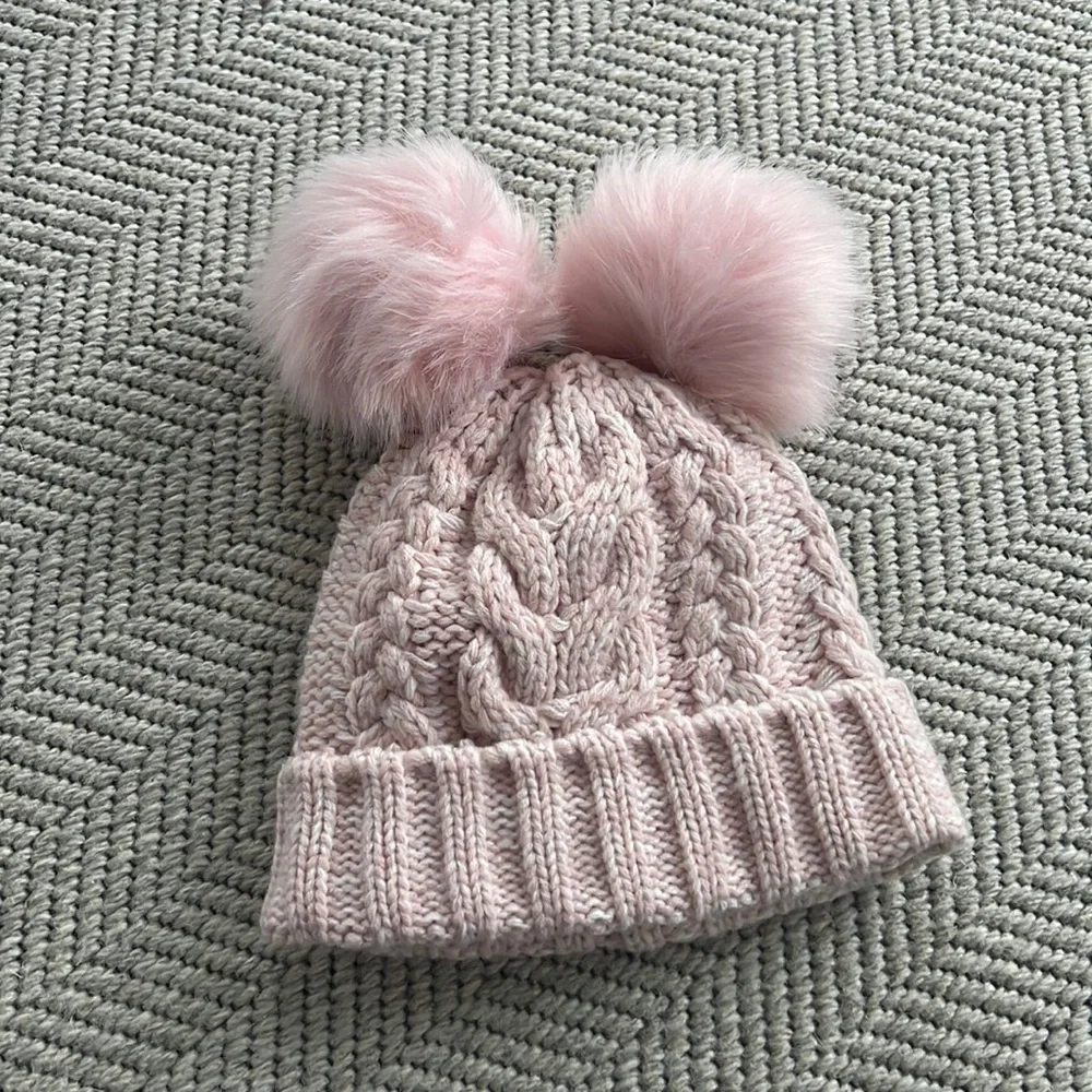 NWT Baby Gap pompom hat